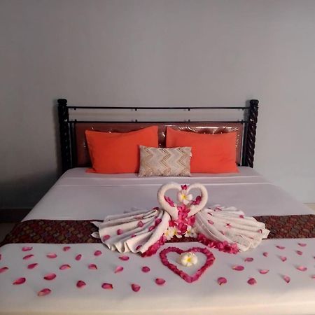 Pineapple Guest House Gili Air Zewnętrze zdjęcie
