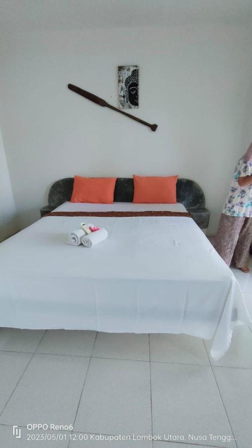 Pineapple Guest House Gili Air Zewnętrze zdjęcie