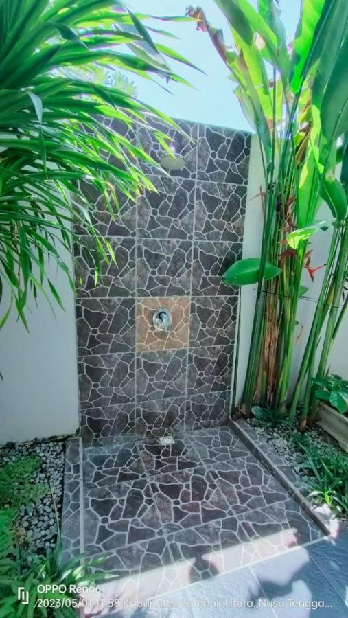 Pineapple Guest House Gili Air Zewnętrze zdjęcie