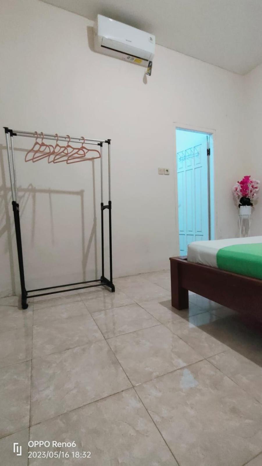 Pineapple Guest House Gili Air Zewnętrze zdjęcie