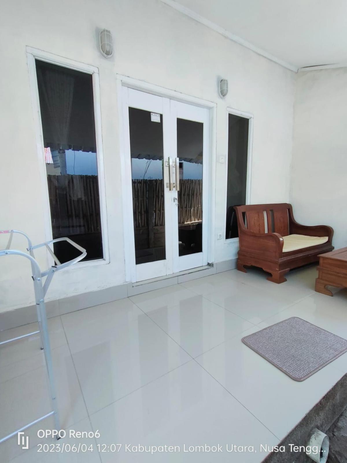 Pineapple Guest House Gili Air Zewnętrze zdjęcie