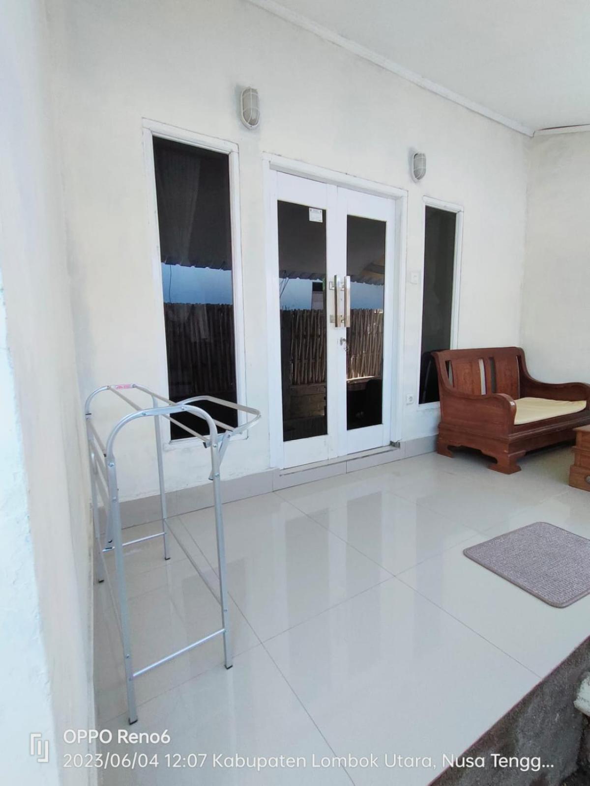 Pineapple Guest House Gili Air Zewnętrze zdjęcie
